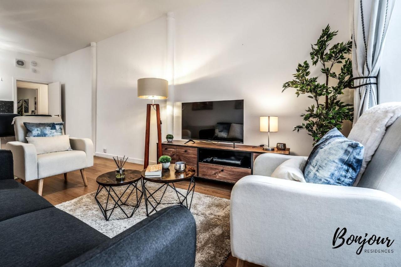 Cosy Grassmarket 2Br-1Ba - Newly Decorated! By Bonjour Residences Edinburgh Bagian luar foto