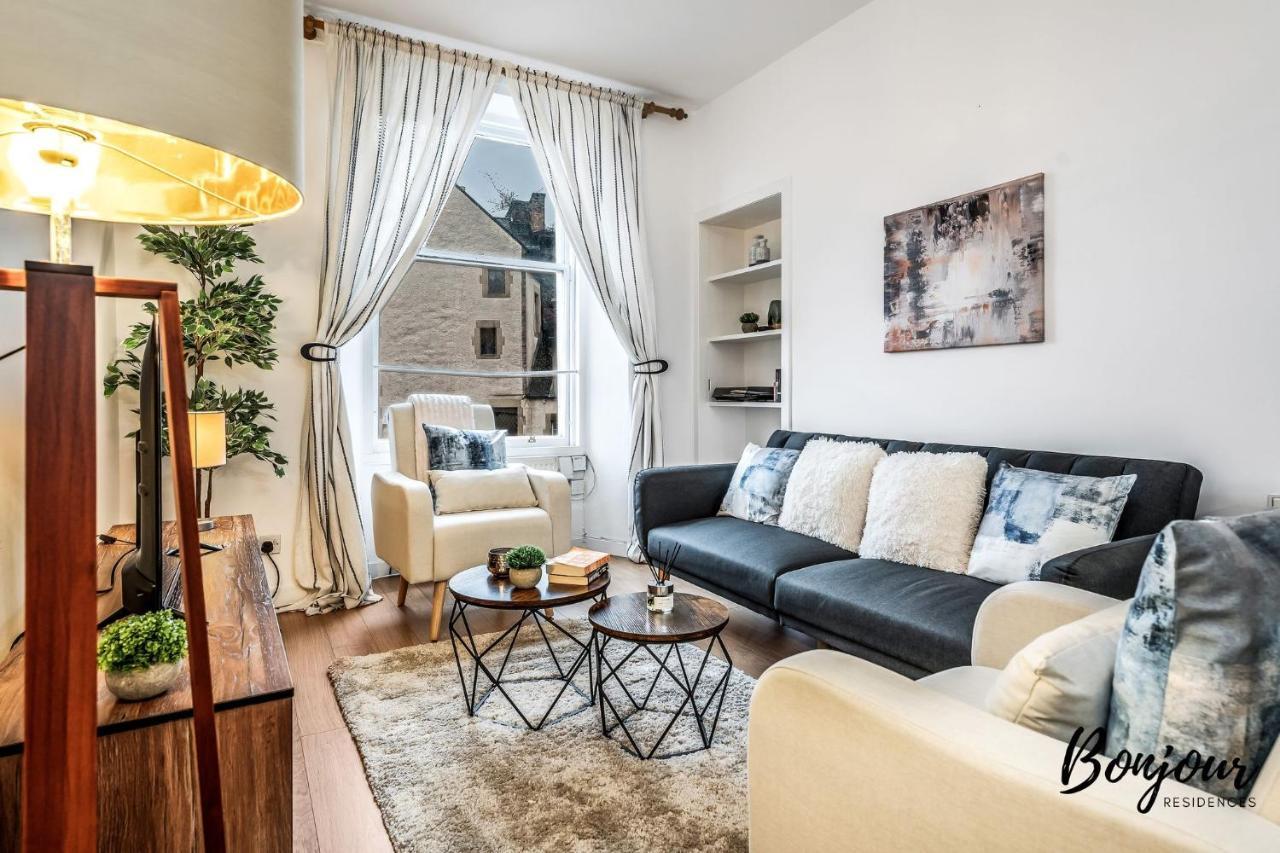 Cosy Grassmarket 2Br-1Ba - Newly Decorated! By Bonjour Residences Edinburgh Bagian luar foto