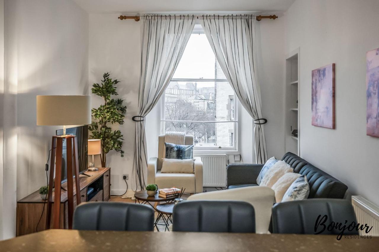 Cosy Grassmarket 2Br-1Ba - Newly Decorated! By Bonjour Residences Edinburgh Bagian luar foto