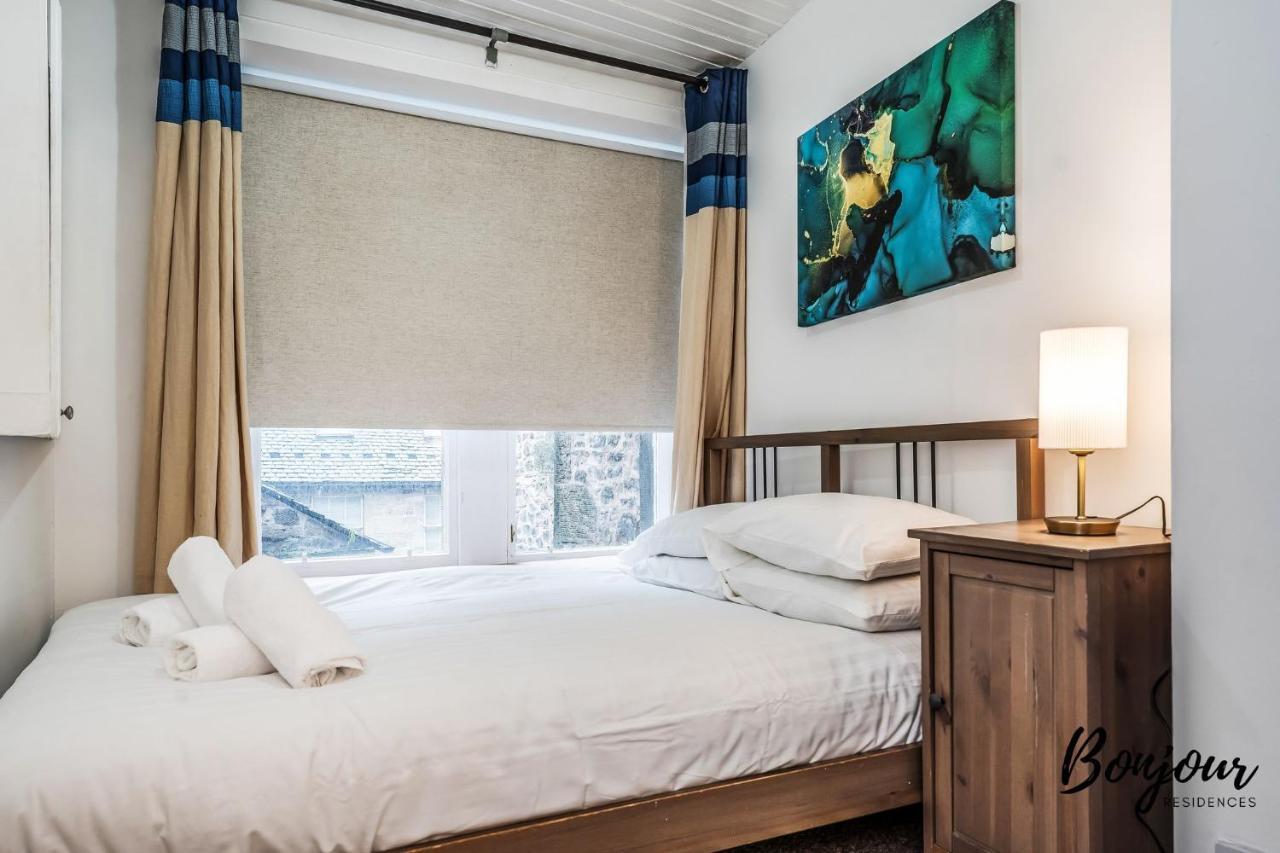 Cosy Grassmarket 2Br-1Ba - Newly Decorated! By Bonjour Residences Edinburgh Bagian luar foto