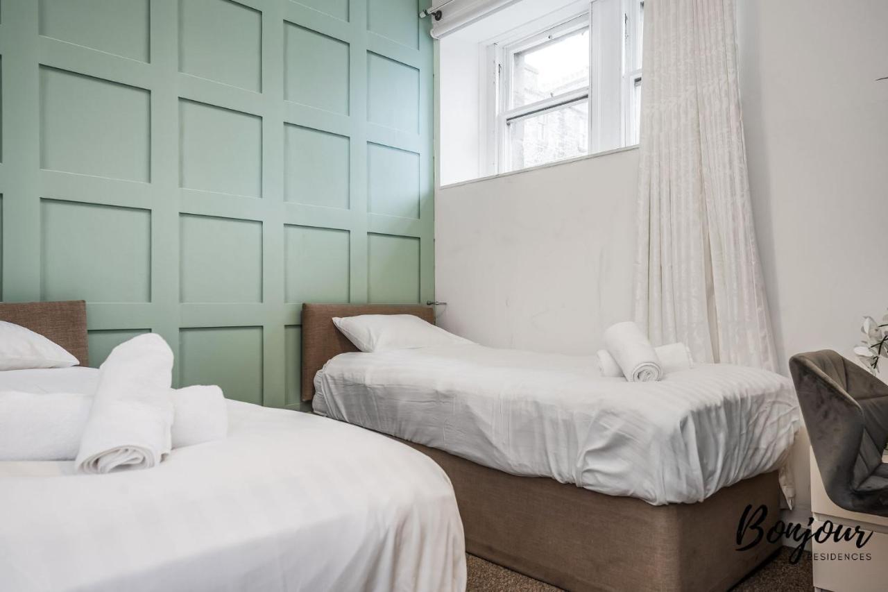 Cosy Grassmarket 2Br-1Ba - Newly Decorated! By Bonjour Residences Edinburgh Bagian luar foto